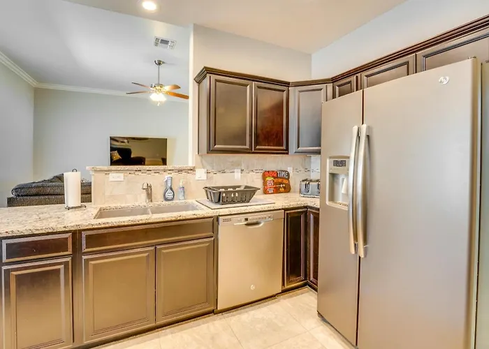 Beautiful Bullhead W/ Yard! Bullhead City
