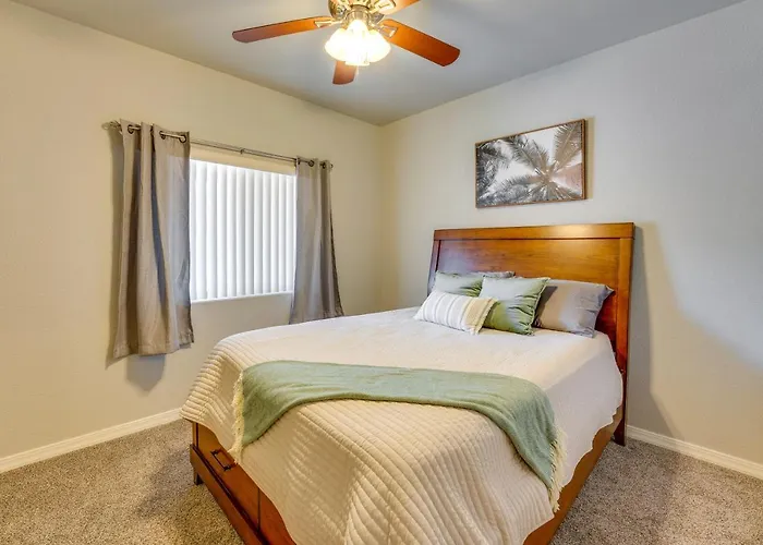 Beautiful Bullhead W/ Yard! Bullhead City